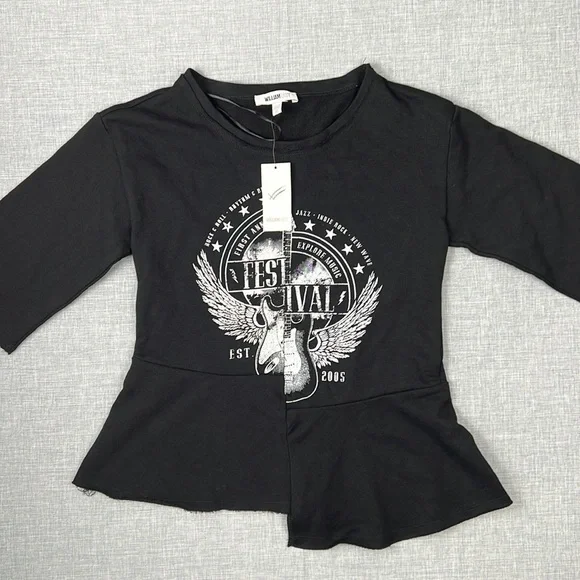 William Rast Black & White Offset Graphic Sweatshirt Tee Juniors Size XS - Picture 2 of 7